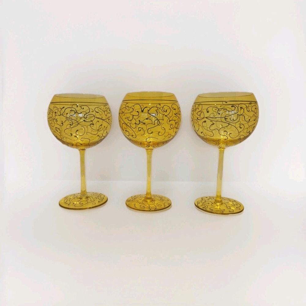 Royal Danube Hand-Painted Crystal,‎ Romania Wine Glass Set Of 3 Yellow Gold